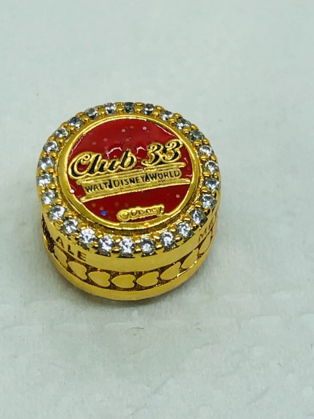 ✨ ✨ Pandora Disney Club 33 Bead Charm - Picture 3 of 4